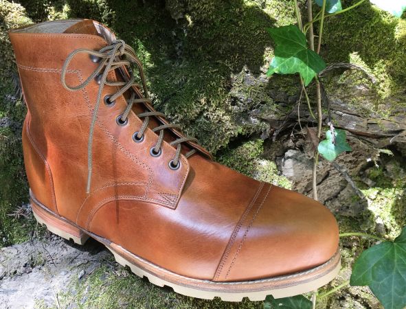 About the Boots - www.custom-hiking-boots.com